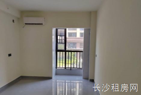 桂花坪地铁口紫樾香山二期 普通住宅**厅 中等装修