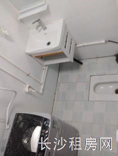 汽车西站房屋急租 